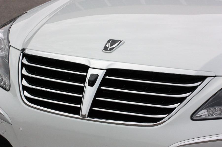  Hyundai Equus Ultimate 2011 года  (фото 2 из 119)